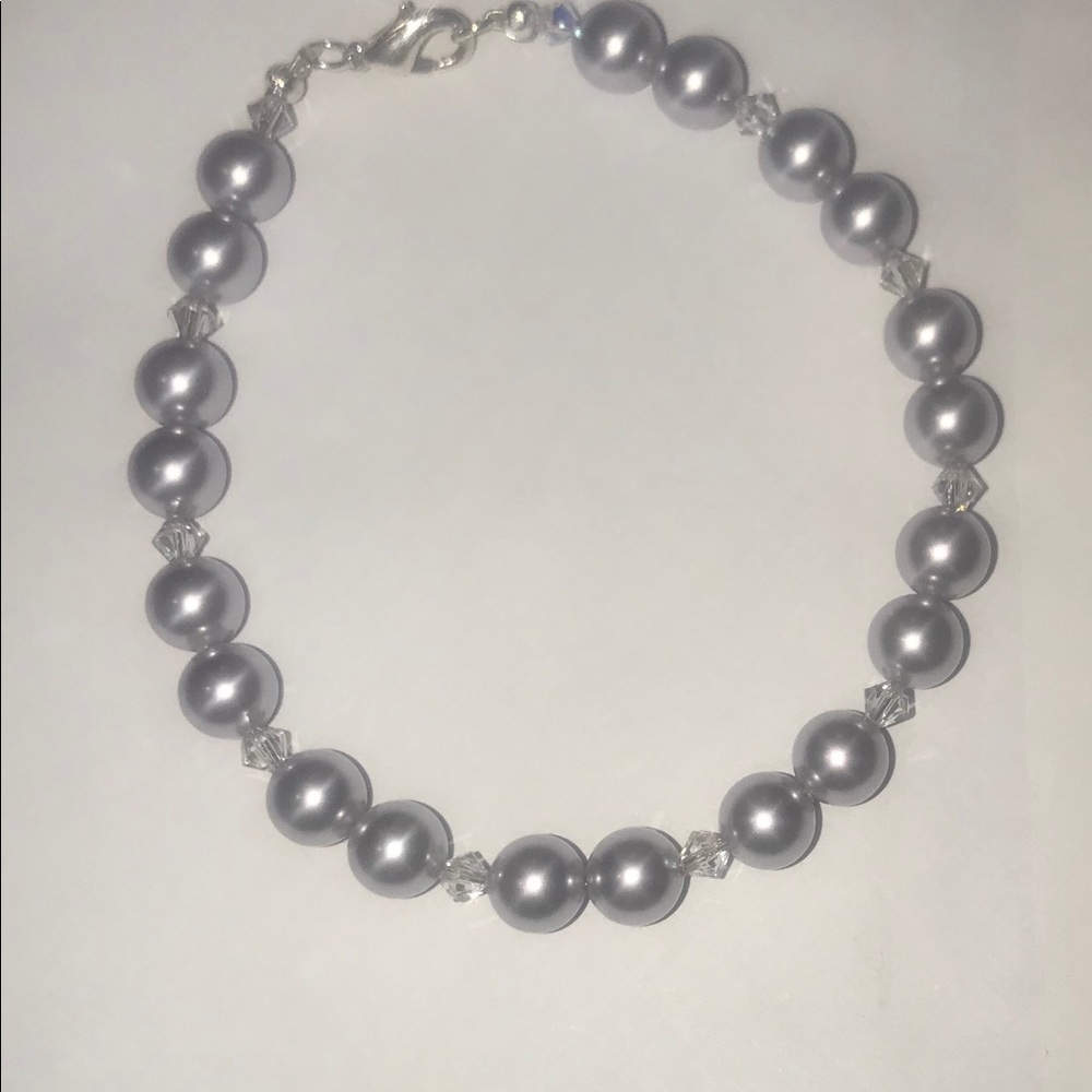 Bracelet made with Swarovski pearls and crystals